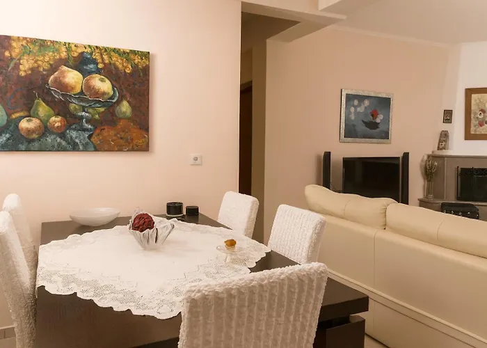 Seaside Serenity - Stylish Seaview * Kotronion (West Mani)