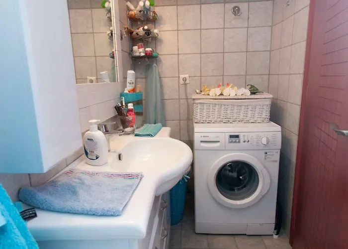 Seaside Serenity - Stylish Seaview Appartement *